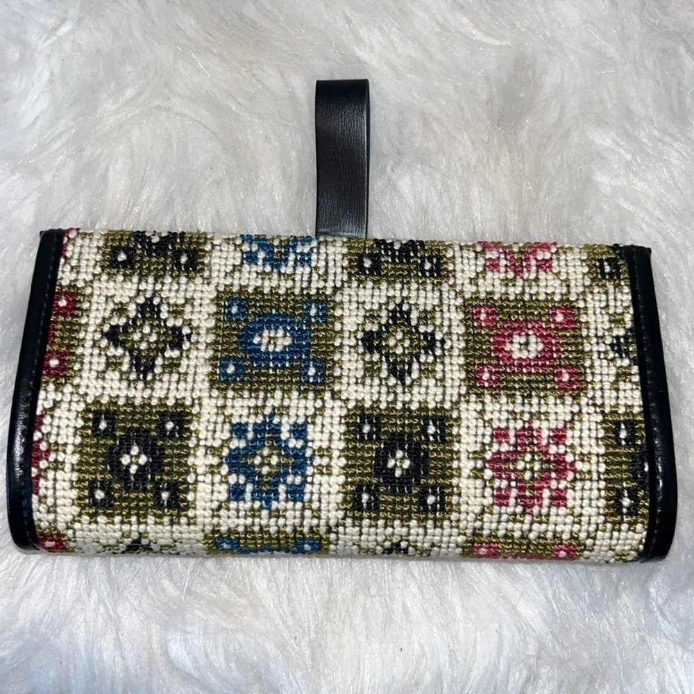 Beautiful vintage boho tapestry wallet cottagecore grandma on trend
